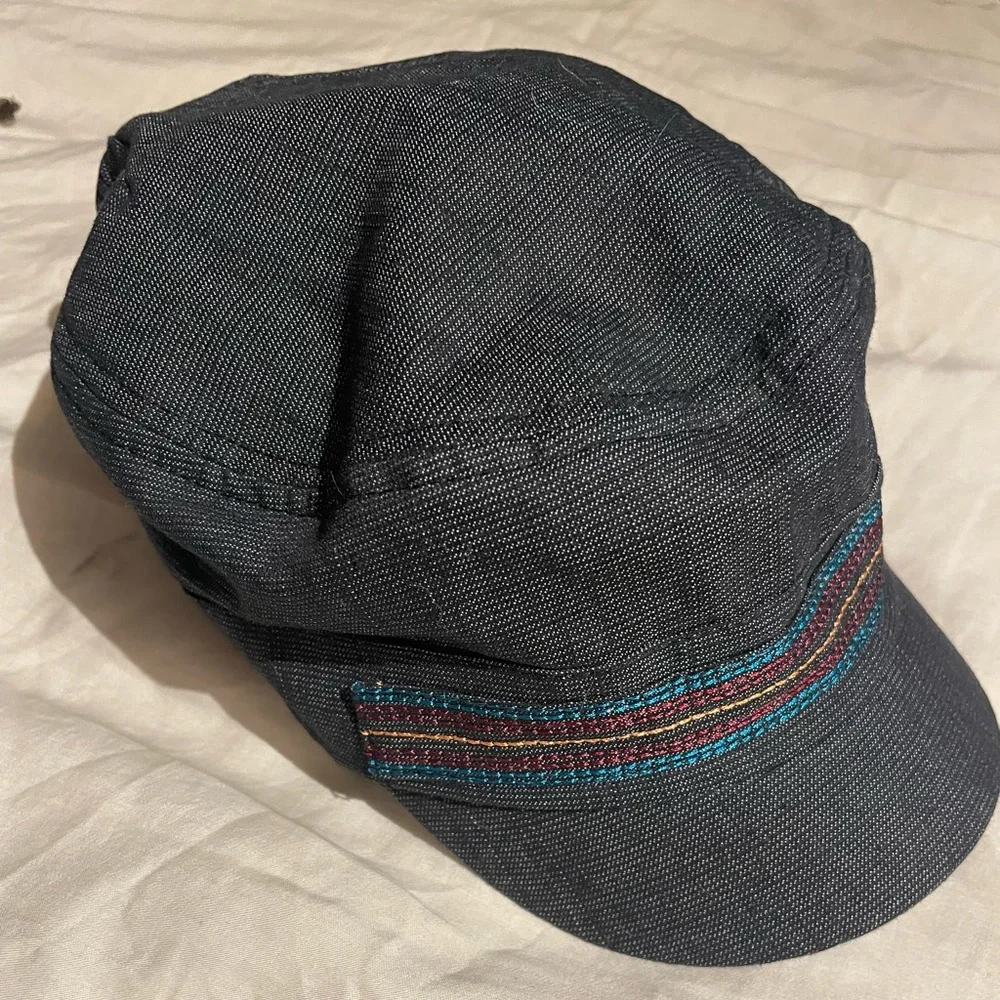 Grey 90s hat - Picture 1 of 6